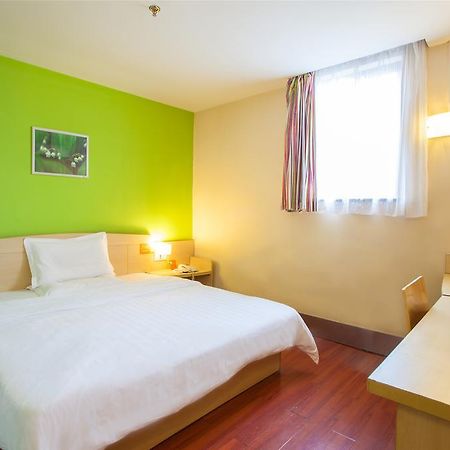7Days Inn Guangzhou Nonglinxia Road Ouzhuang Subway Station المظهر الخارجي الصورة